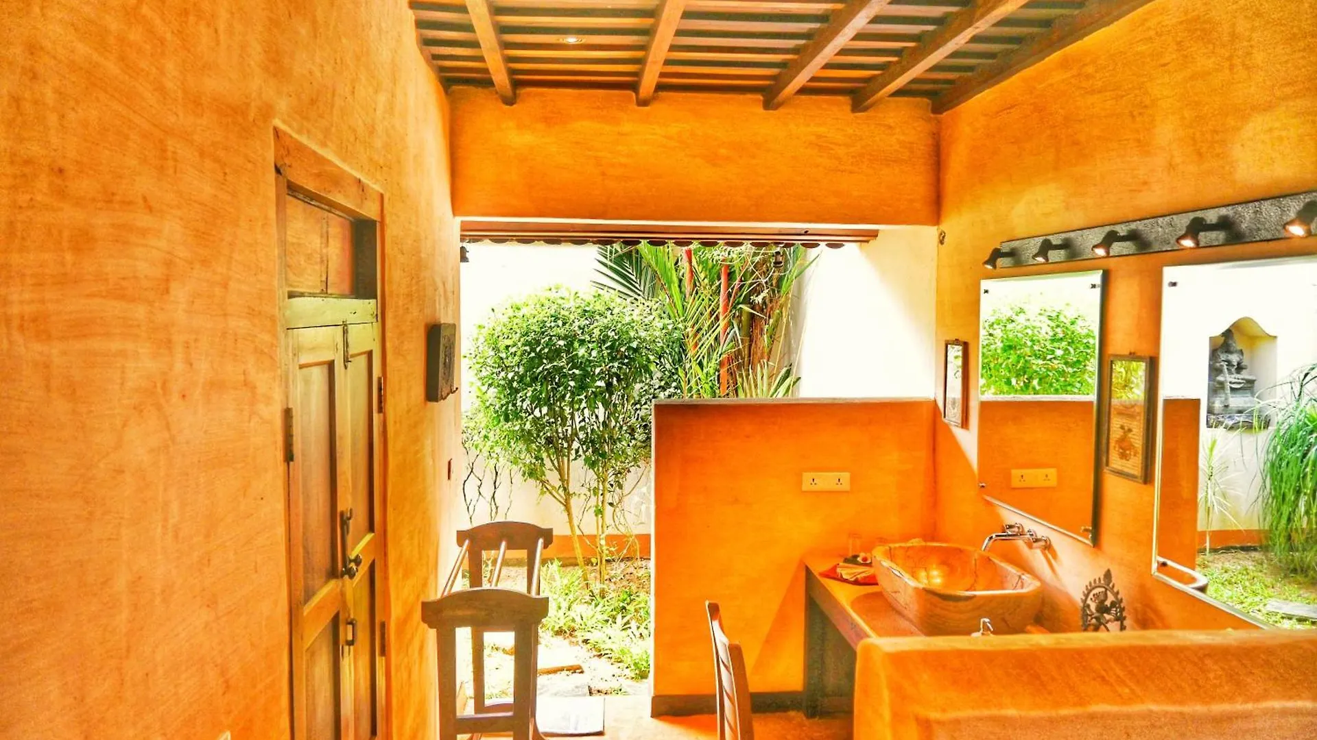 Ameya Kerala Hotel Alappuzha India